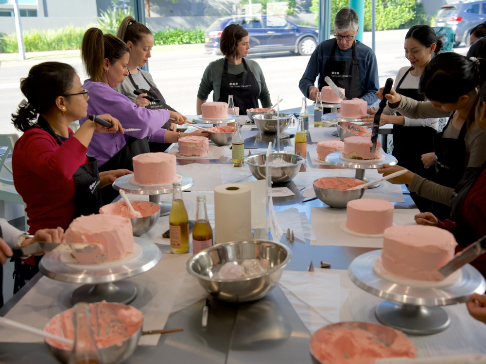 Vintage Cake Decorating Class